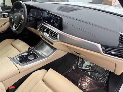 Used 2022 BMW X5 sDrive40i RWD image 32