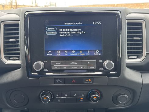 Used 2024 Nissan Frontier SV w/ Technology Package image 18