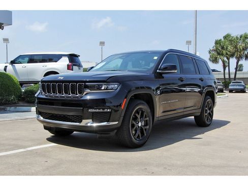 Used 2025 Jeep Grand Cherokee L Limited RWD image 2