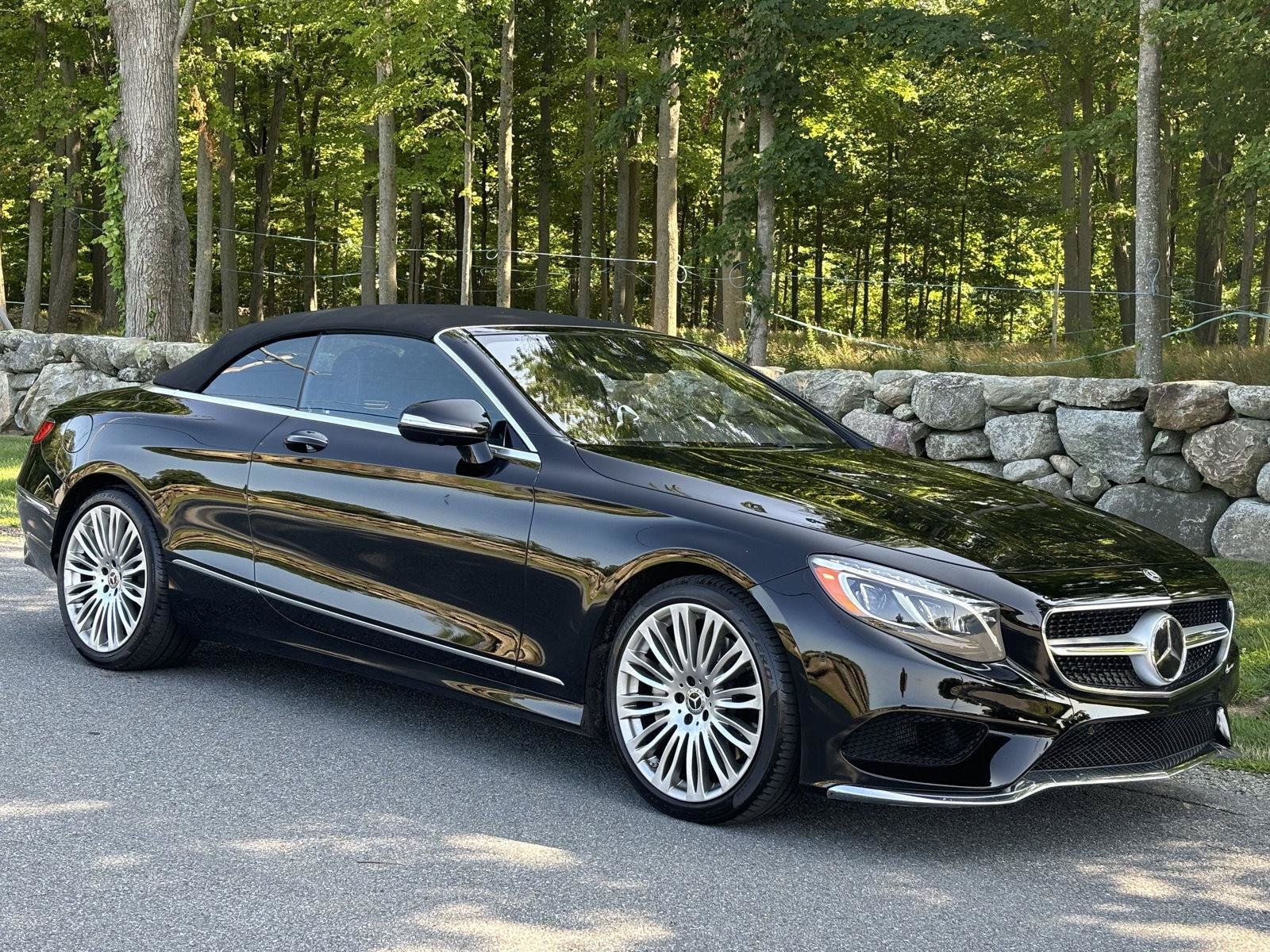 Used 2019 Mercedes-Benz S 560 Cabriolet image 32
