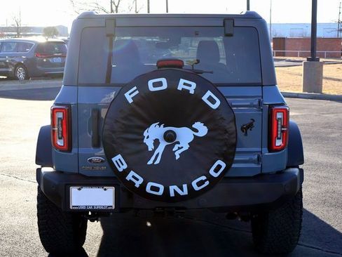 Used 2023 Ford Bronco Wildtrak image 15