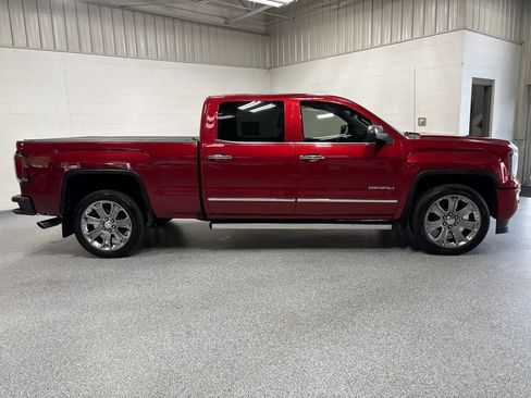 Used 2018 GMC Sierra 1500 Denali w/ Denali Ultimate Package AWD/4WD image 8