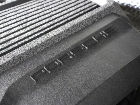 Certified 2025 Porsche Macan image 27