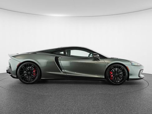 New 2026 McLaren GTS RWD image 7