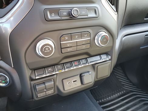 New 2026 GMC Sierra 1500 Pro w/ Graphite Edition image 18