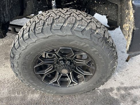 New 2026 RAM 2500 Laramie w/ Night Edition image 9