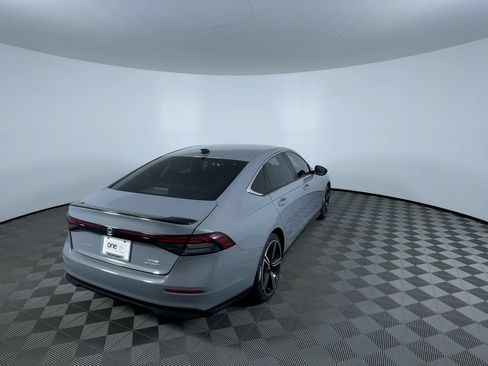 Used 2023 Honda Accord Sport image 8