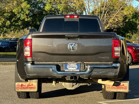 Used 2024 RAM 3500 Tradesman w/ Chrome Appearance Group image 4