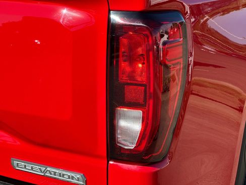 Used 2022 GMC Sierra 1500 Elevation w/ LPO, Elevation Black Package image 25