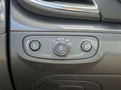 Used 2018 Buick Encore Premium FWD image 14