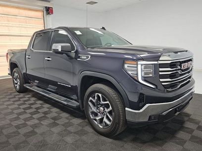 Used 2025 GMC Sierra 1500 SLT w/ SLT Premium Package