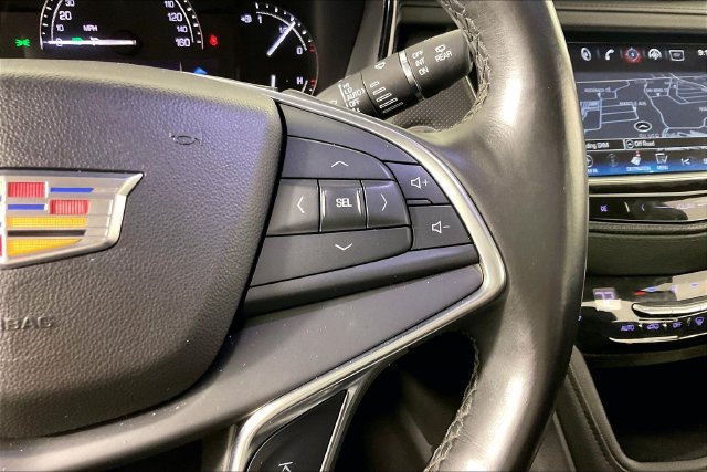 Used 2018 Cadillac XT5 Premium Luxury FWD image 10