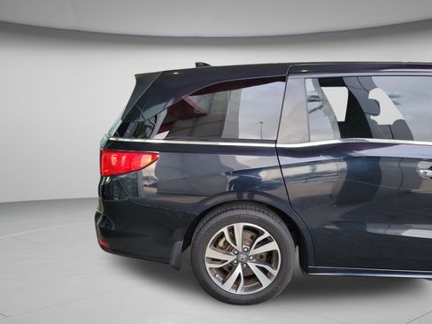 Used 2022 Honda Odyssey Touring image 6