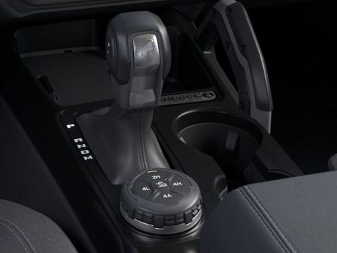 New 2026 Ford Bronco Outer Banks w/ Sasquatch Package image 17