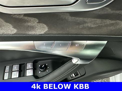Used 2024 Audi A6 Premium Plus image 12