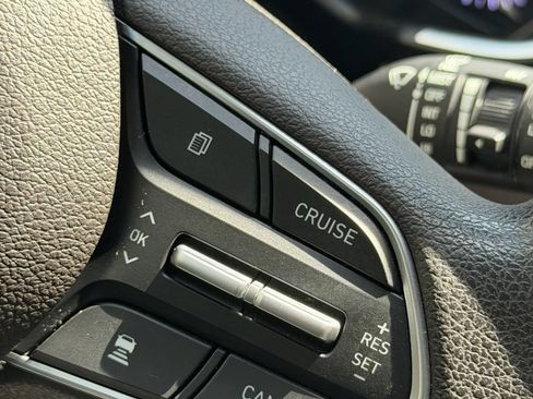 Used 2020 Hyundai Santa Fe SEL AWD/4WD image 16