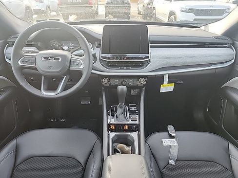 New 2026 Jeep Compass Latitude AWD/4WD image 19