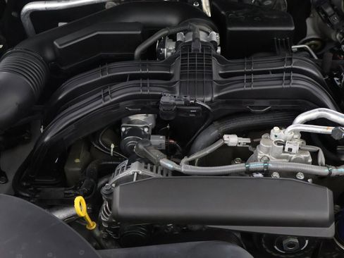 Used 2025 Subaru Outback Onyx Edition image 23