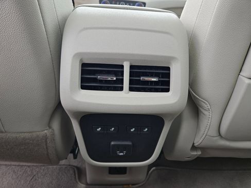 Used 2024 GMC Terrain Denali w/ Denali Premium Package image 25