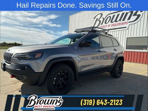 Used 2022 Jeep Cherokee Trailhawk w/ Premium Leather Package AWD/4WD image 1