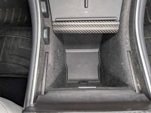 Used 2018 Tesla Model 3 Long Range image 28