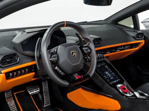 Used 2023 Lamborghini Huracan Tecnica RWD image 12