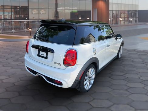 Used 2015 MINI Cooper S FWD image 9