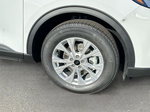 New 2026 Ford Escape Active image 19