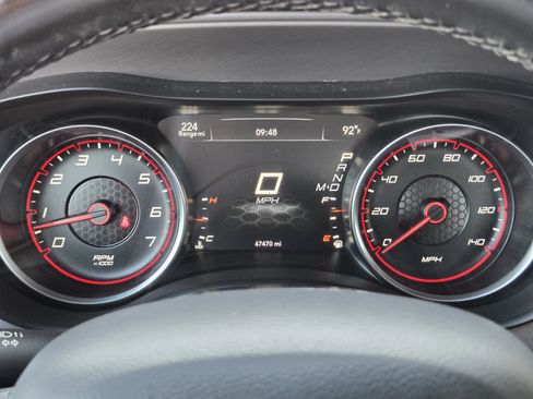 Used 2023 Dodge Charger SXT RWD image 17