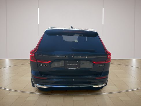 Used 2022 Volvo XC60 B6 Inscription AWD/4WD image 6