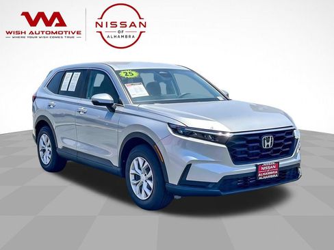 Used 2025 Honda CR-V LX image 4