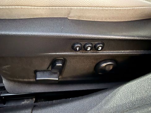 Used 2020 Alfa Romeo Giulia w/ Nero Edizione image 16