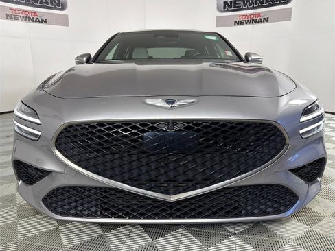 Used 2022 Genesis G70 3.3T image 10