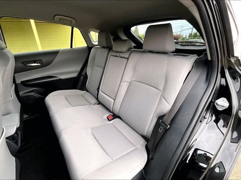 Used 2023 Toyota Venza LE AWD/4WD image 21