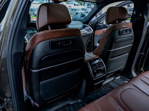 Used 2022 BMW X6 M50i w/ Executive Package AWD/4WD image 30