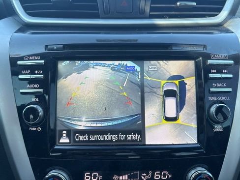 Used 2017 Nissan Murano Platinum w/ Platinum Technology Package image 16