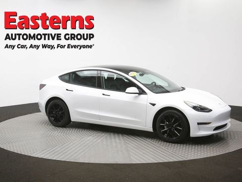 Used 2023 Tesla Model 3 Standard Range RWD image 44