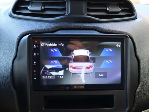 Used 2020 Jeep Renegade Latitude w/ Popular Equipment Group FWD image 49