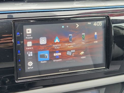 Used 2014 Toyota Corolla LE FWD image 32