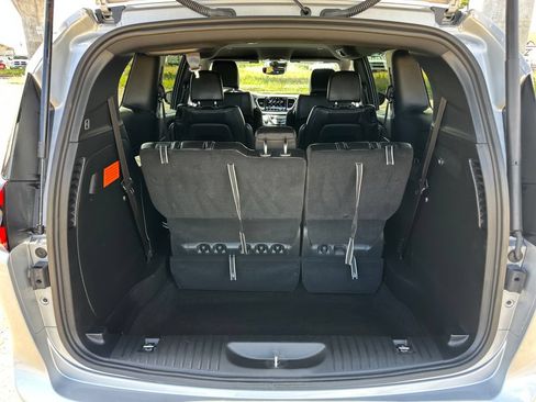 Used 2026 Chrysler Pacifica Select FWD image 21