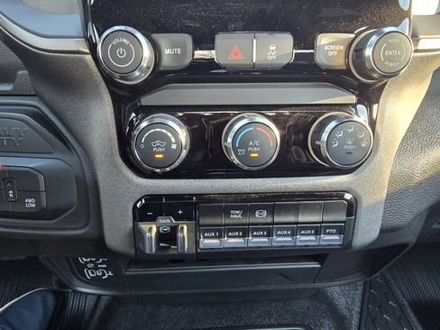 New 2026 RAM 3500 Tradesman w/ Chrome Appearance Group image 15