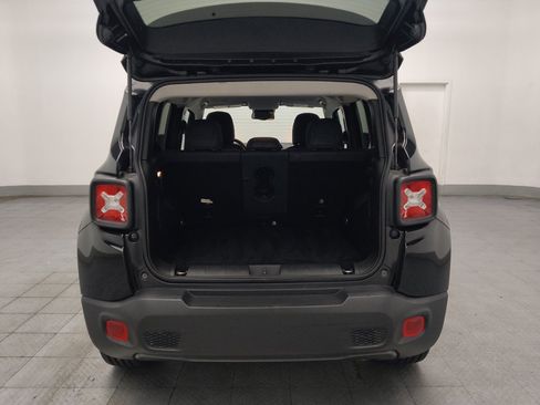Used 2022 Jeep Renegade Limited AWD/4WD image 29