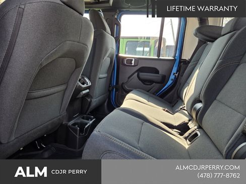 New 2026 Jeep Gladiator Sport AWD/4WD image 11