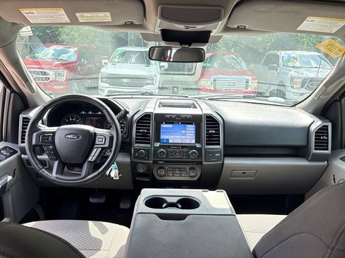 Used 2018 Ford F150 XLT w/ Equipment Group 302A Luxury AWD/4WD image 7