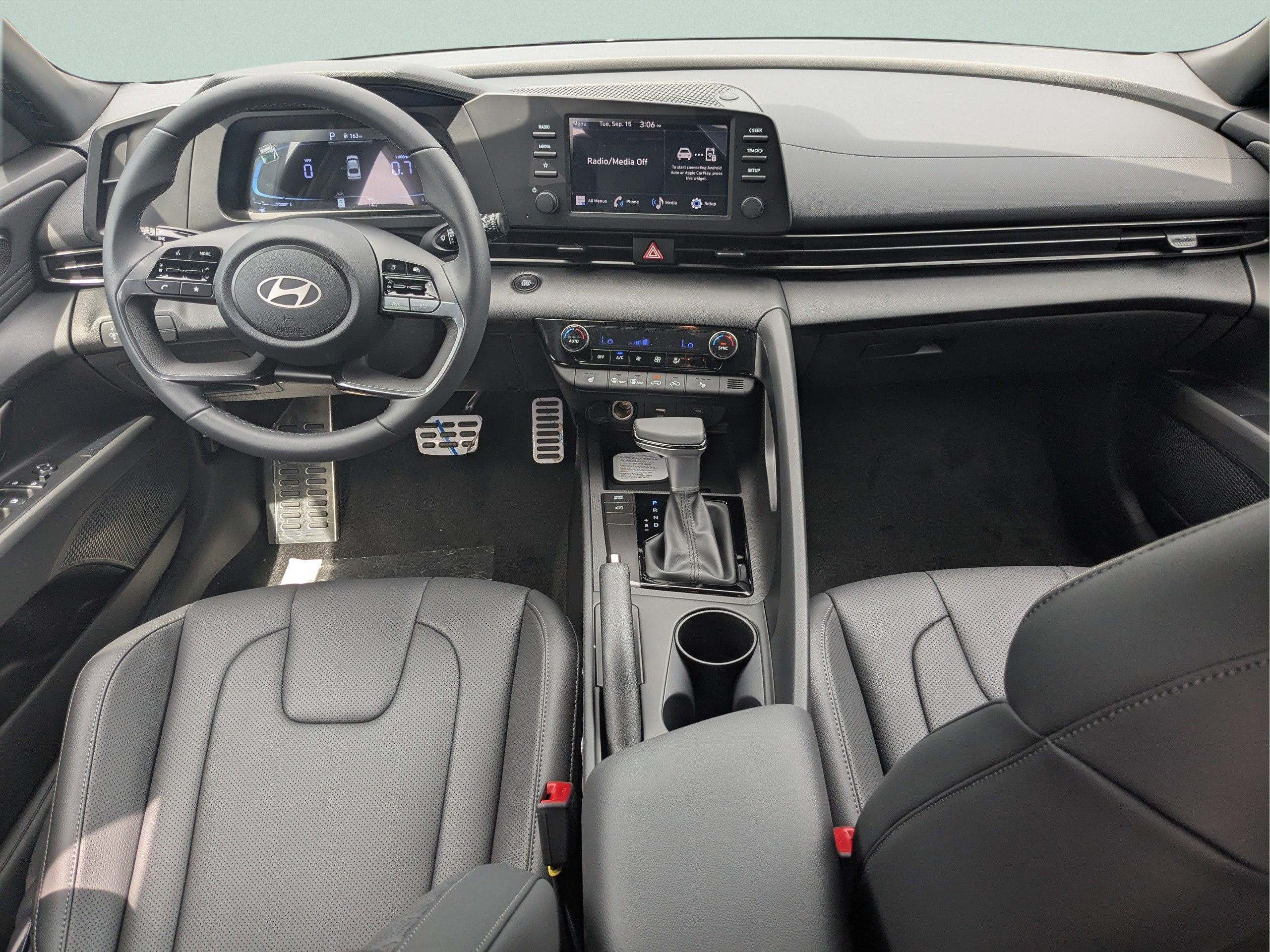 New 2026 Hyundai Elantra SEL Sport FWD image 19