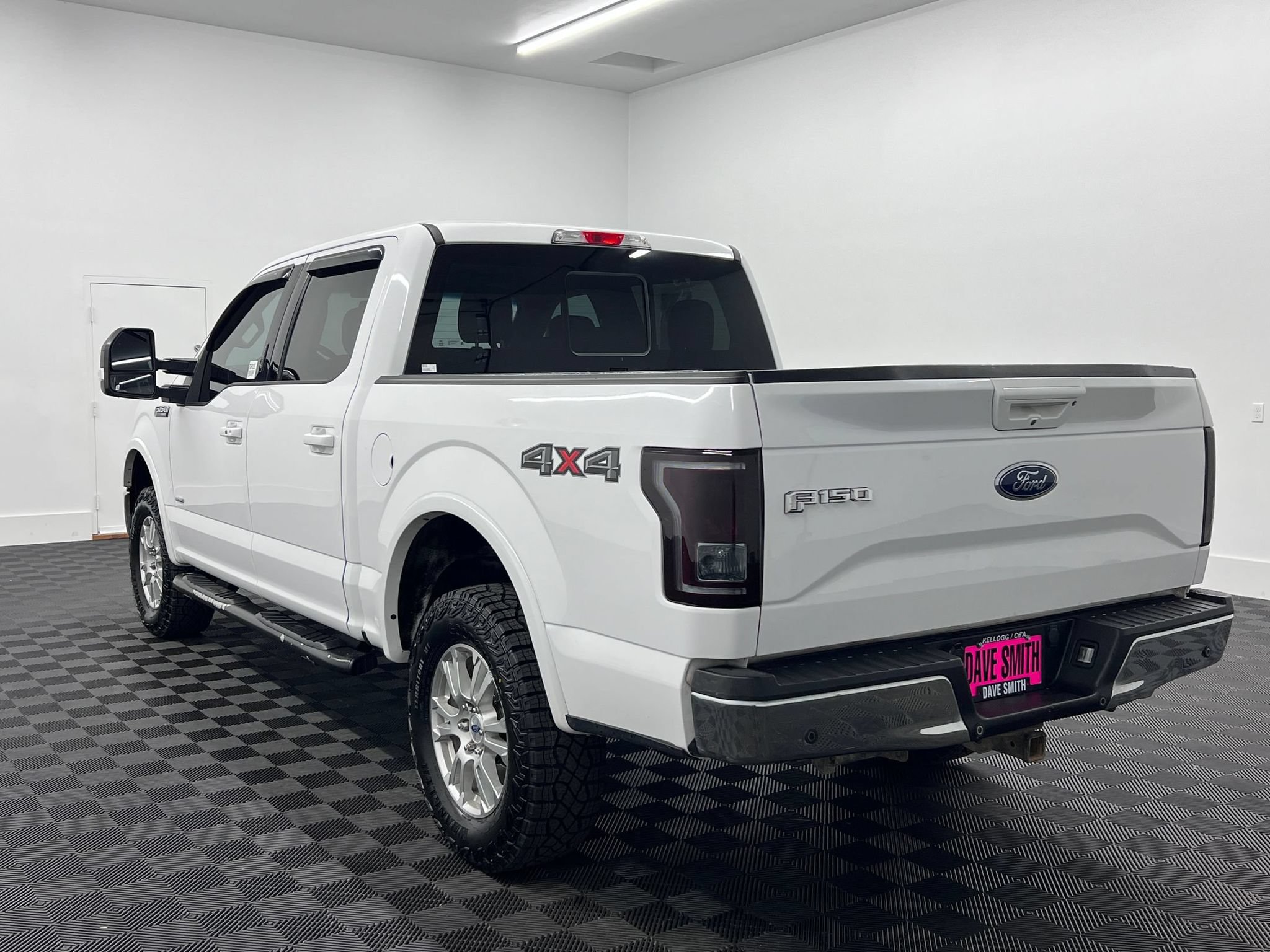 Used 2016 Ford F150 Lariat AWD/4WD image 3