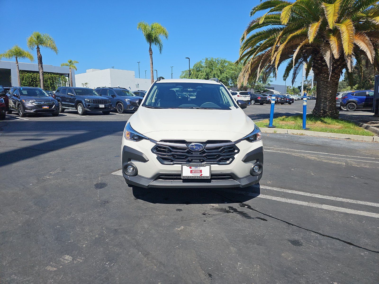 Used 2024 Subaru Crosstrek 2.5i Premium w/ Crosstrek Mirror Package AWD/4WD image 2