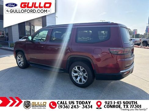 Used 2022 Jeep Wagoneer Series II AWD/4WD image 5