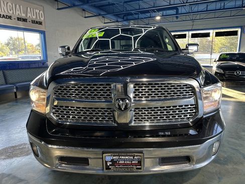 Used 2017 RAM 1500 Laramie image 6