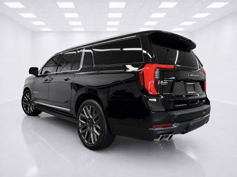 Used 2026 GMC Yukon XL Denali Ultimate AWD/4WD image 5